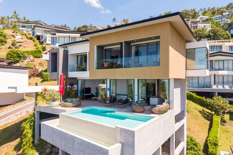 Villa Yoco exterior with private pool and lush tropical surroundings in Koh Samui