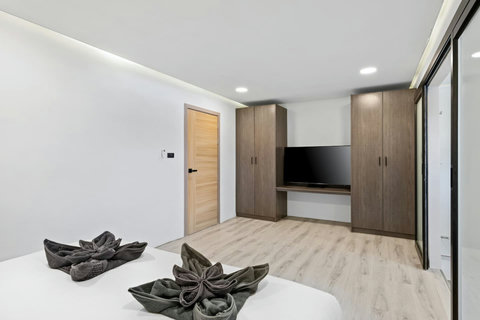 Stylish bedroom with decor at C'est la Vie villa, Replay Residence Koh Samui
