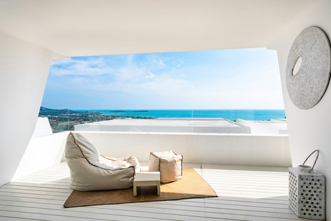 Breathtaking ocean and beach panorama from the sun deck at Villa Ocean Serenity Koh Samui