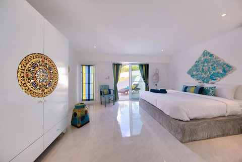 White bedroom with modern amenities Thongsong Bay villa