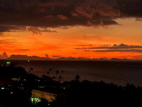 Sunset over the archipelago – the sunset position changes through the year, and evening sun on the deck varies by season.