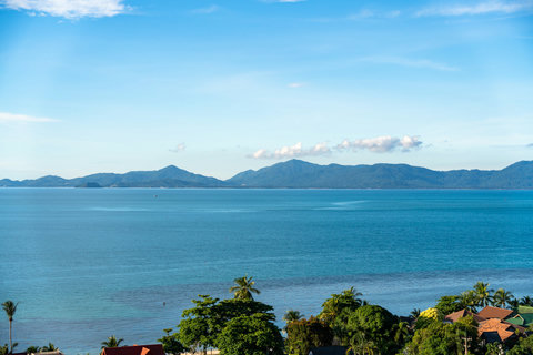 Endless blue on the horizon – enjoy breathtaking panoramic sea views from your private apartment.