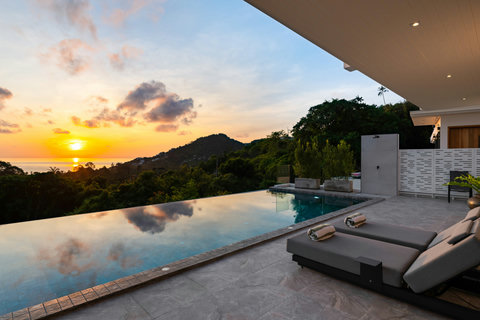 Breathtaking Samui sunset from Villa Maya terrace - 3BR sea view villa in Chaweng Noi