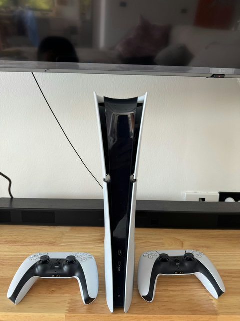 PS5 in the villa with multiple games pre-installed.