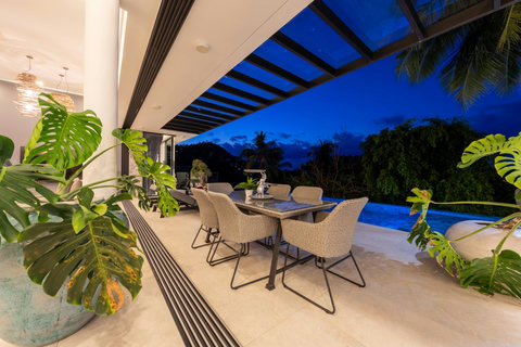Villa Bond Evening Exterior with Illuminated Pool - Luxury Koh Samui Tropical Villa Rental with Modern Architecture