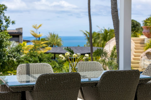 Outdoor Dining with Panoramic Ocean Views - Villa Bond Koh Samui Luxury Tropical Villa with Al Fresco Dining Area
