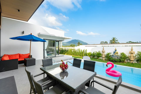 Private Pool Dining Terrace Villa Sabai Lamai - Outdoor Living Space with Pool Koh Samui