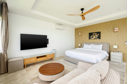 Bedroom with smart TV and ceiling fan at Villa Gala, 4BR luxury Koh Samui rental