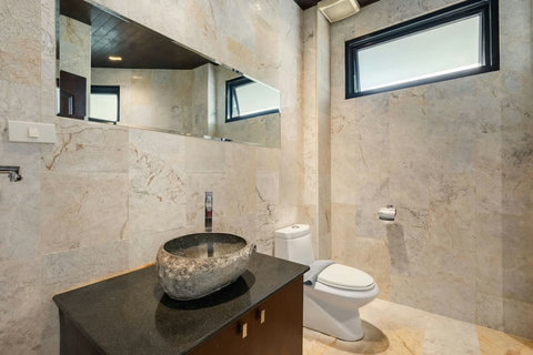 Stylish modern bathroom with designer fixtures at Sunhouse - Koh Samui hillside villa Paradise Village