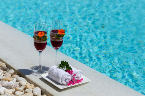 Poolside wine service with fresh tropical ambiance - Villa Soluna 5-bedroom luxury hillside retreat southern Koh Samui