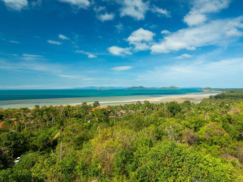 Spectacular Koh Samui coastline view with sandy beach from Villa Soluna's hilltop vantage point