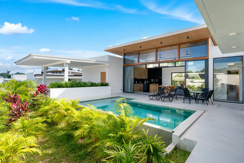 Villa Anna Pool & Gardens - Modern 4BR Villa with Private Pool in Bophut