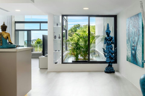Stylish entrance hallway with designer decor at Villa J3, Replay Residence Bangrak Koh Samui