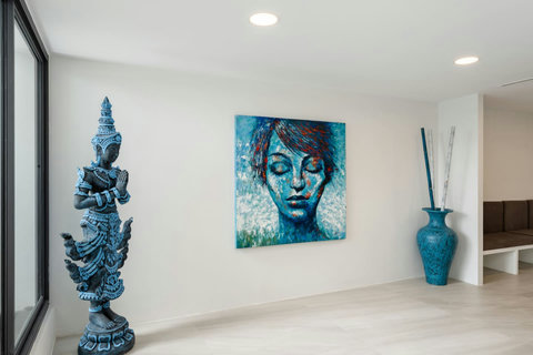 Designer living room with artistic decor at Villa J3, Replay Residence Bangrak Koh Samui