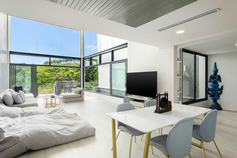 Master bedroom with sea view at Villa J3, Replay Residence Bangrak Koh Samui