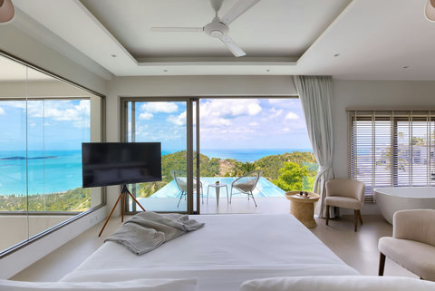 Entertainment Living Room with Smart TV and Ocean Views - Villa Love Koh Samui