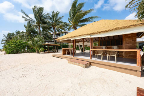 Tropical Beach Bar and Lounge Area - Bankun Beachfront Rental Koh Samui