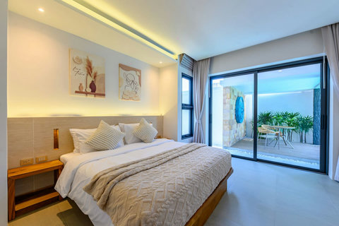 Step inside to cool comfort. Perfect for an afternoon wind-down or an evening with loved ones.
