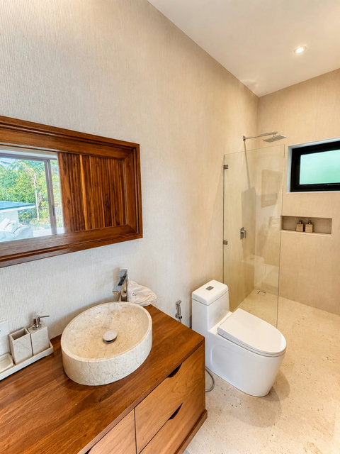 Bathroom 3