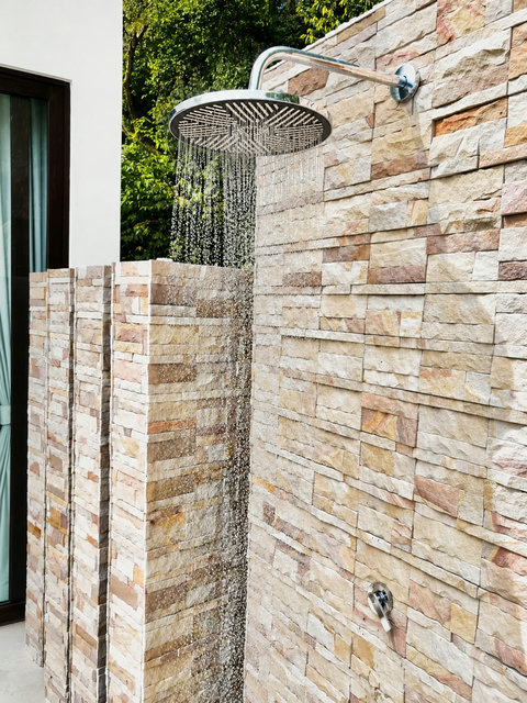 oudoor shower