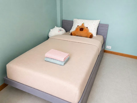A cozy third bedroom with single bed for that extra guest.