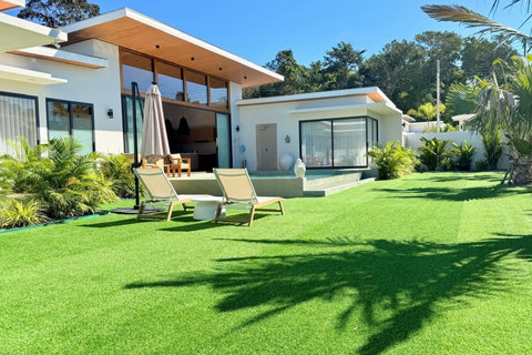 Luxury Koh Samui villa with sun loungers, landscaped garden and private swimming pool
