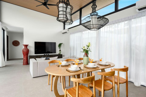 dinning table