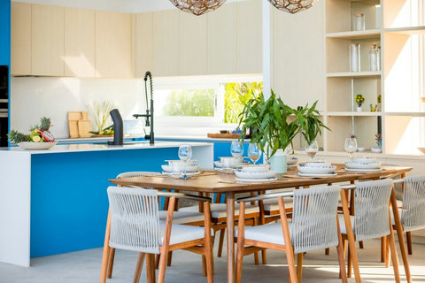Dining area beside the kitchen