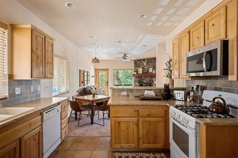 Large fully furnished kitchen perfect space for family gatherings and entertaining at the end of the day.