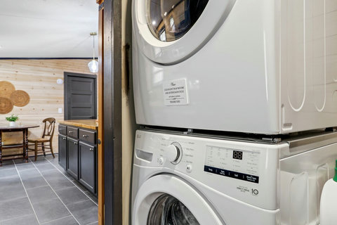 In-home washer and dryer — Convenient laundry makes weekend escapes, family stays, and longer visits even easier.