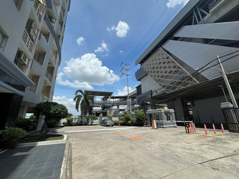 คอนโดติดกับสถานีรถไฟฟ้า