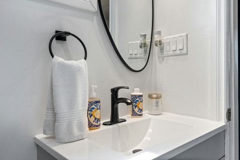 Upstairs Bathroom