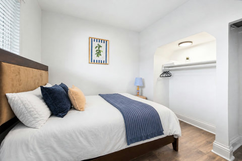 Master Bedroom Queen