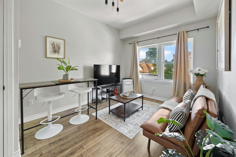 1 Bedroom Unit