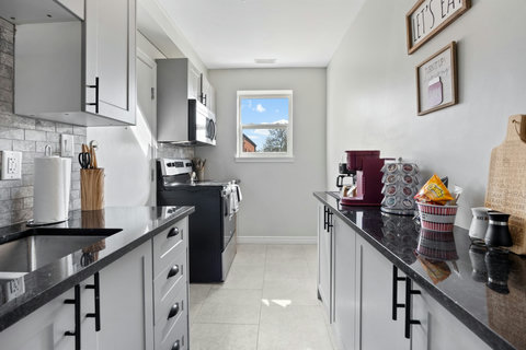 1 Bedroom Unit