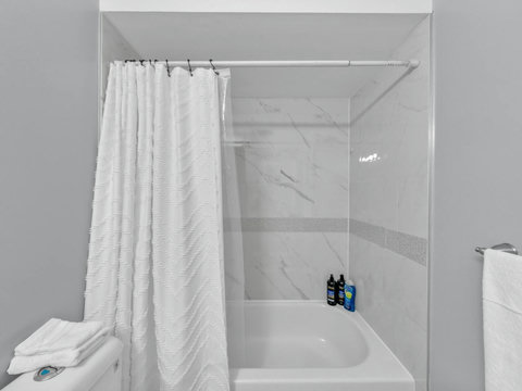 Upper Bathroom
