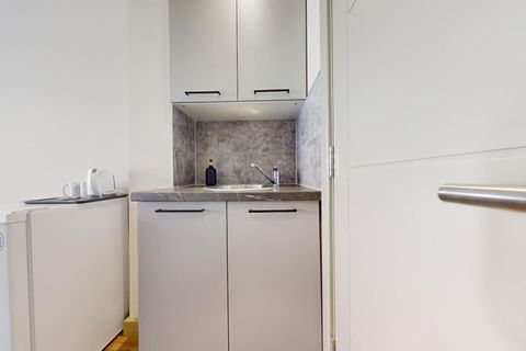 Kitchenette, Fridge, Kettle, Mugs, Cutlery, Tea & Coffee making facilities