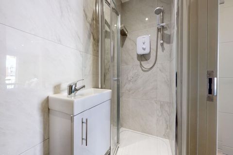 Modern bathroom, Towels, Shower gel, Hair dryer, Conditioner, Shampoo, Soap