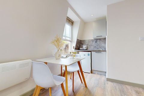 Dining area, Kitchenette With Tea/Coffee Facilities, Fridge-Freezer, Workspace