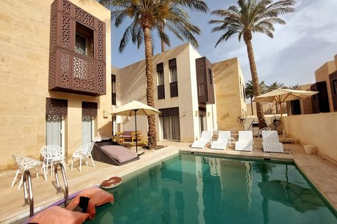 Enjoy the sunny days on the private heated pool deck, with different seating zones, 
spaces designated for sunbathing  (chaise longue) and fitness area, with separate comfortable seats for recreation, 