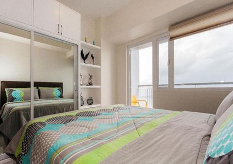  Queen bed with British Slumberland mattress 