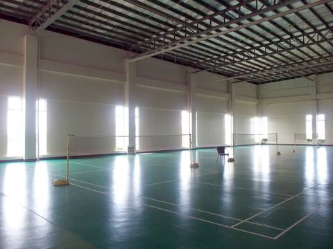 Badminton court (pay per use)