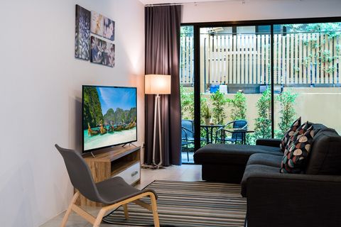 Modern luxury, 55inch smart TV. Great to watch the big game or a movie, we have international channels.