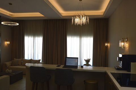 Living Room / Lounge