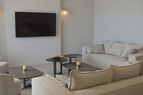 Living Room / Lounge