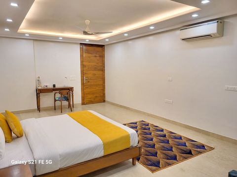 Master Bed room