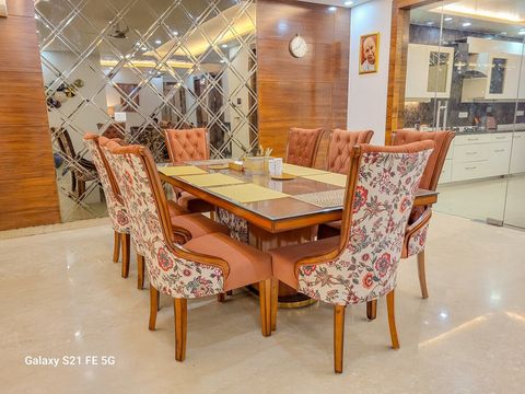 Lavish Dining Area