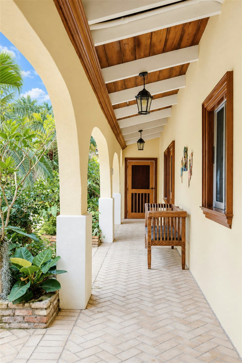 Courtyard Breezeway