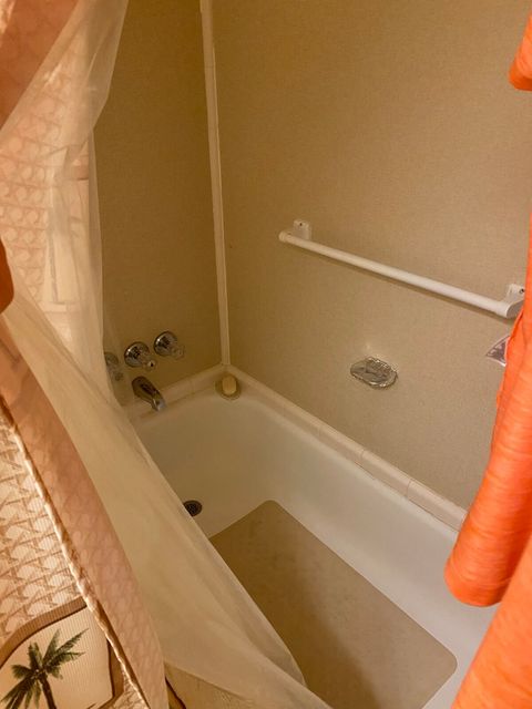 Shower 1
