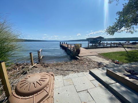 A lake front sand box for the kiddos